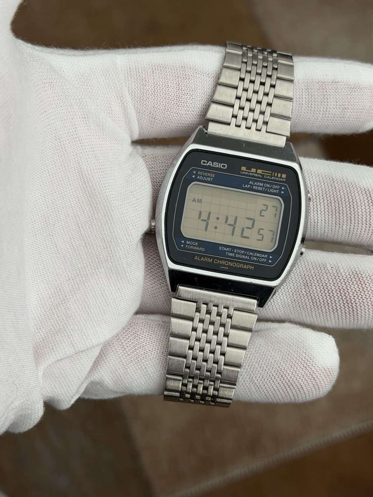 Vintage Casio Universal Calendar 79QS-39 Men’s Digital Sports Watch JDM 1970s - Image 1