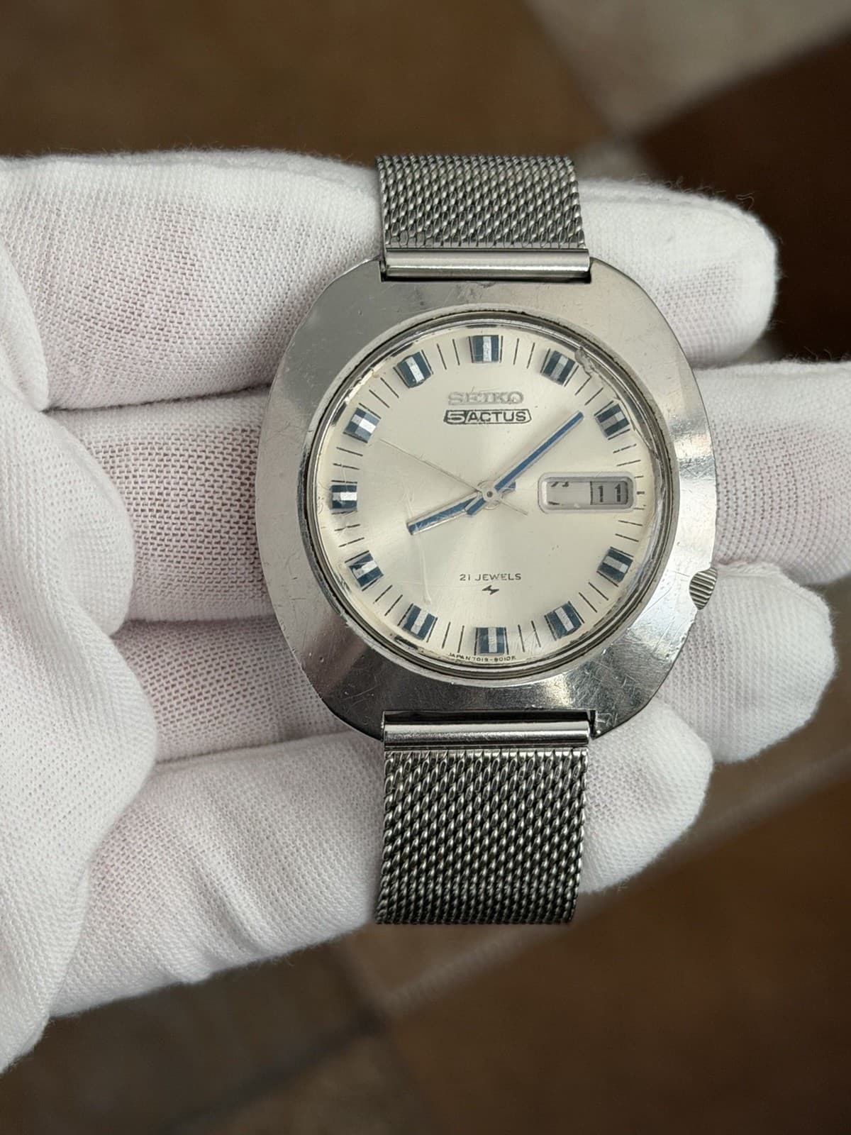 Rare Vintage Seiko 5 Actus 7019-8000 Men’s Automatic Dress Sports Watch JDM 70s - Image 1