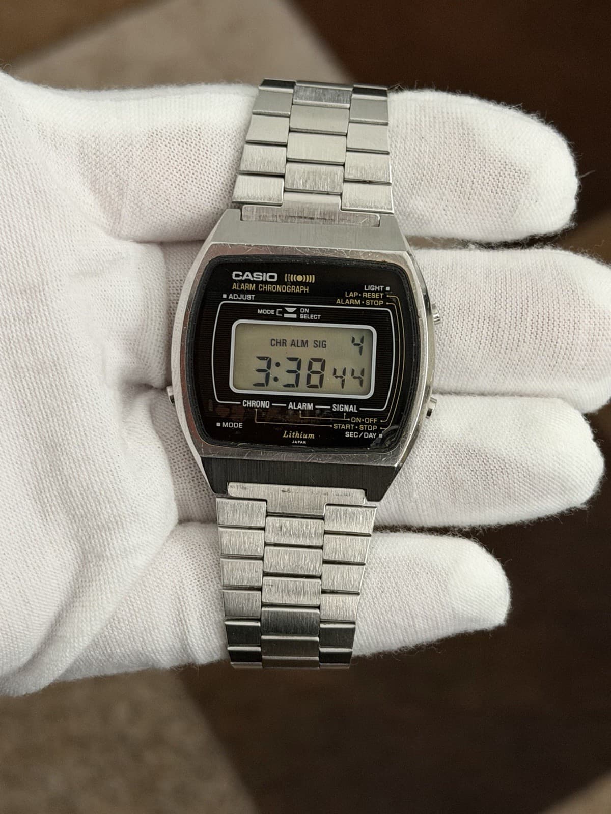 Rare Vintage Casio 83QS-41 Men’s Alarm Chronograph Digital Sports Watch JDM 70s - Image 1