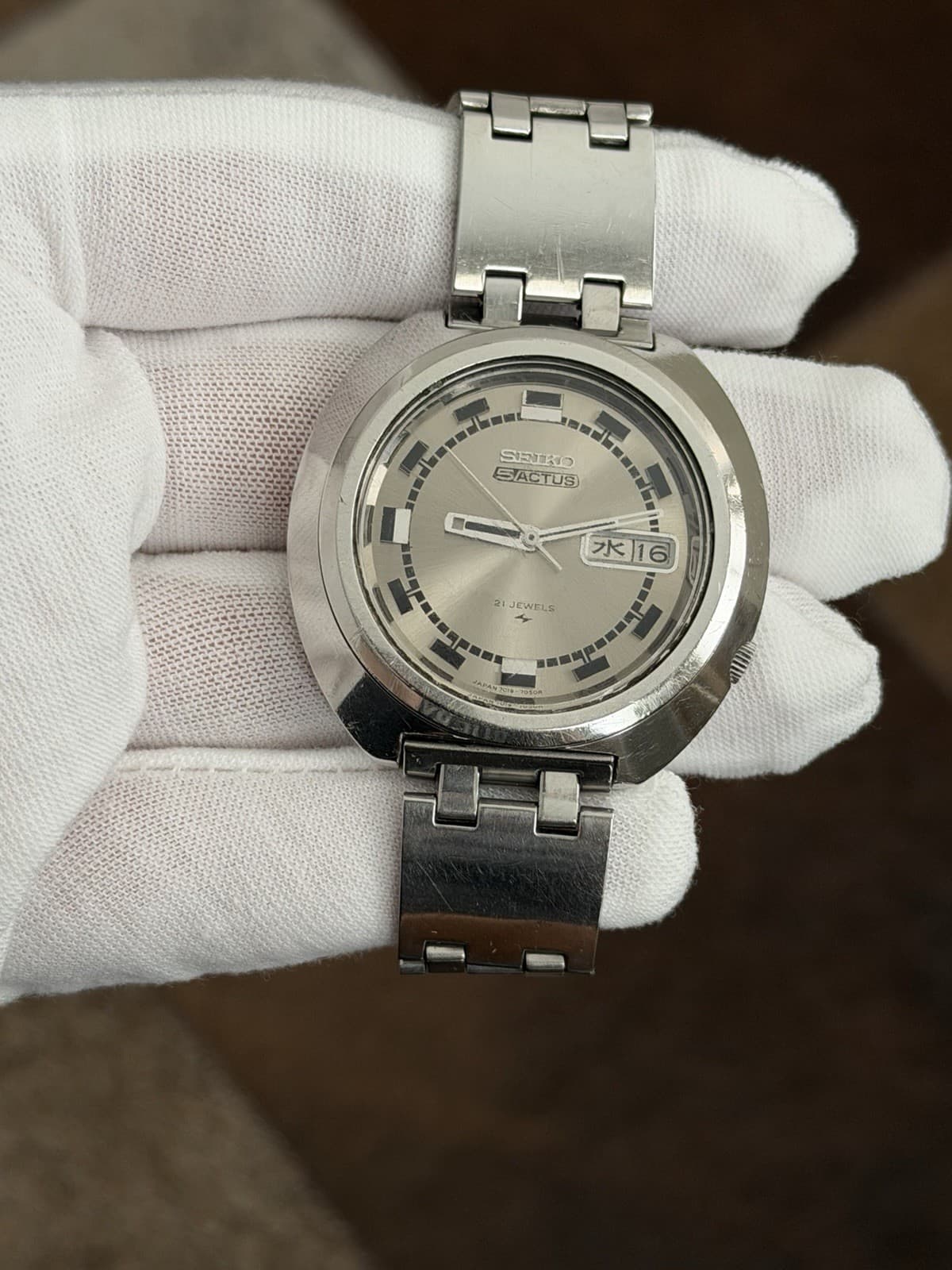 Rare Vintage Seiko 5 Actus 7019-7020 Men’s Automatic Dress Sports Watch JDM 70s