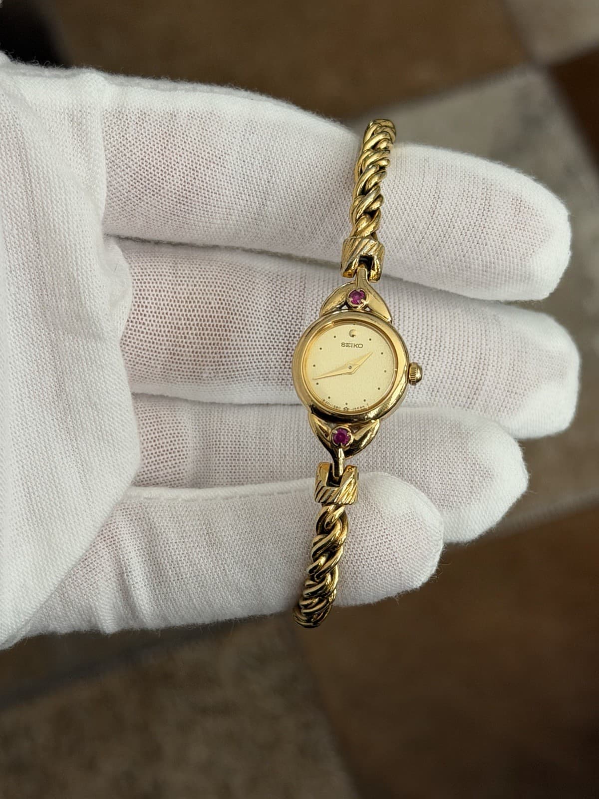 Seiko “Ruby” 1E20-0430 Ladies Vintage GP Fancy Bracelet Dress Watch JDM 1980s