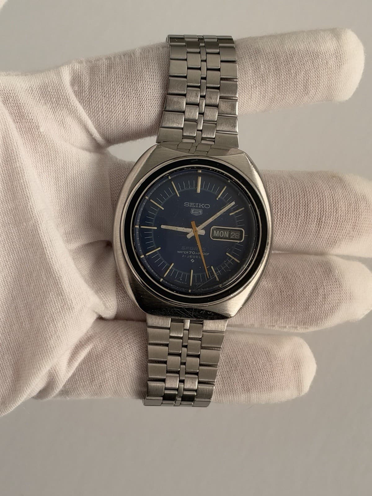 Seiko 5 Sports 6119-8450 Men’s Vintage 21J Automatic Watch JDM 1970s