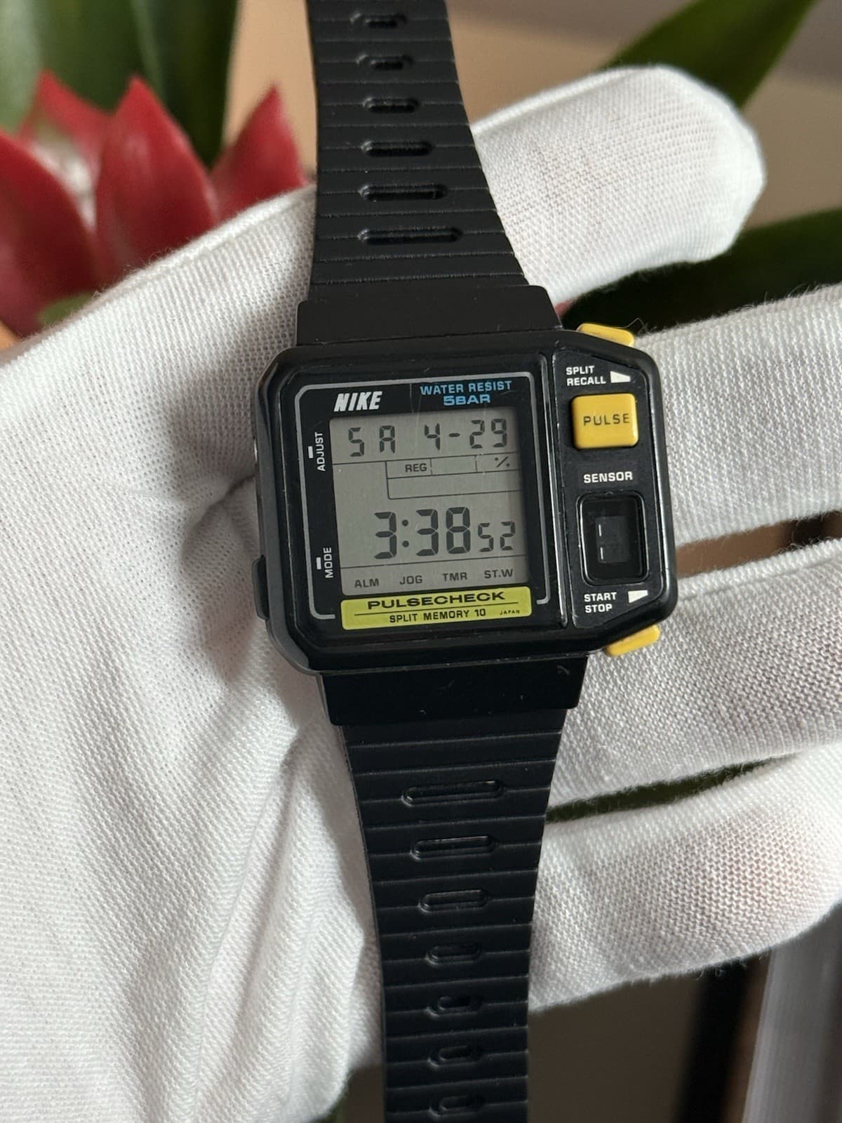 Rare Vintage Casio Nike JP-100W Pulsecheck Men’s Digital Sports Watch JDM 1980s - Image 1