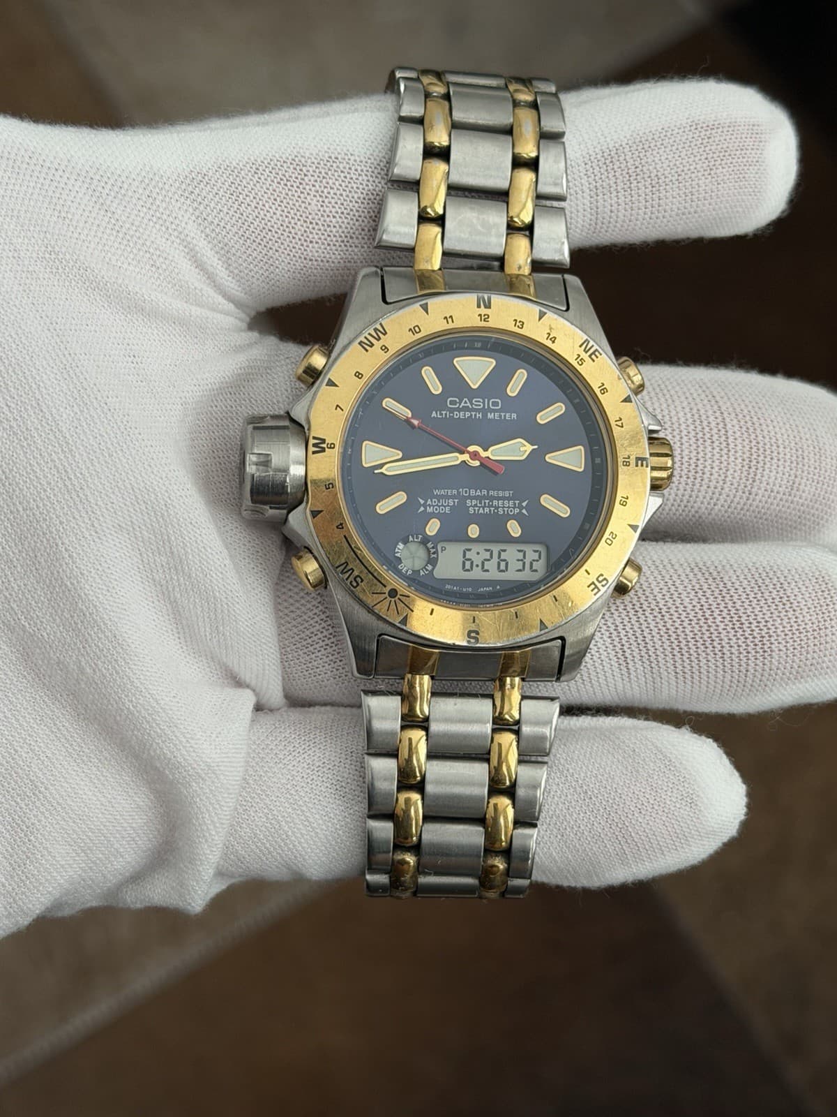 Vintage Casio Alti-Depth Meter AW-712 Men’s Ana-Digi Diver Sports Watch JDM 90s - Image 1
