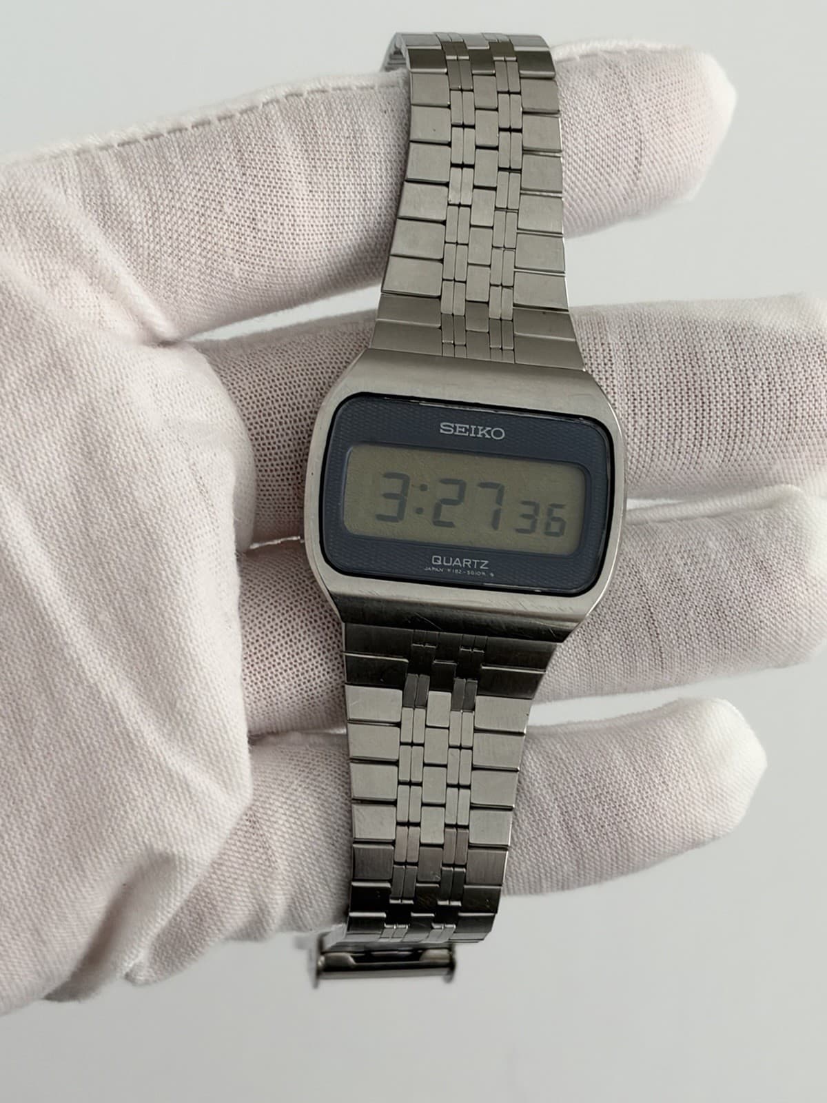 Seiko Quartz F162-5010 Men’s Vintage Digital LCD Watch JDM 1970s