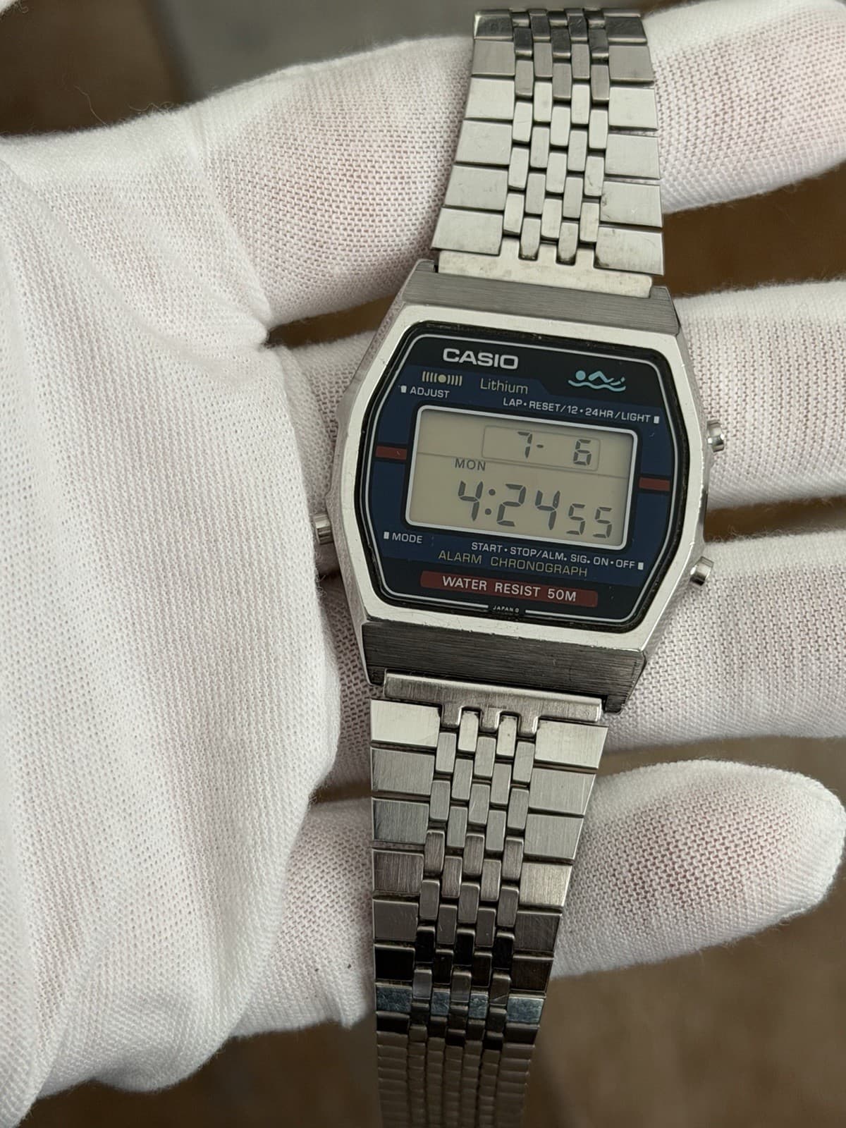 Rare Vintage Casio Swimmer W-30 Men’s Digital Sports Watch JDM 1980s Module 152