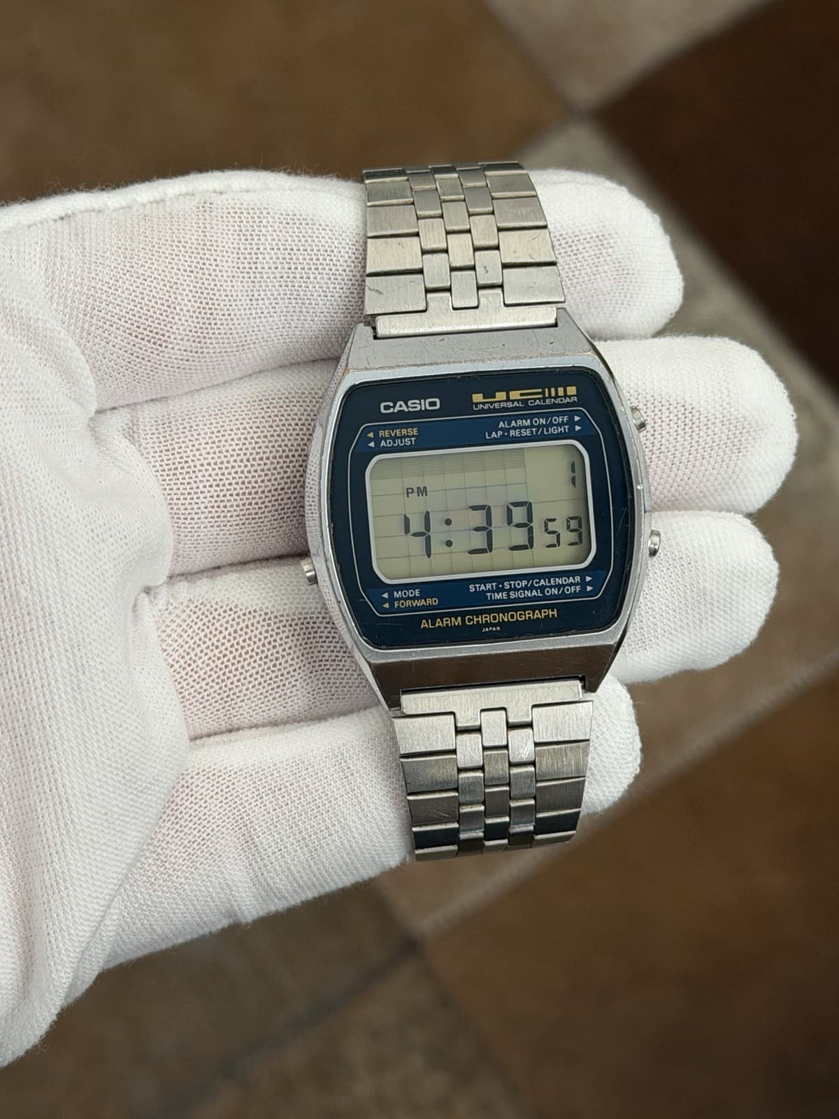 Vintage Casio Universal Calendar 79QS-39 Men’s Digital Sports Watch JDM 1970s - Image 1