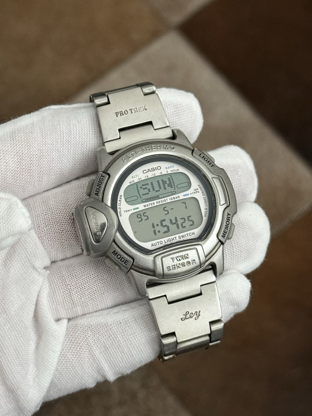 Vintage Casio Pro Trek PRL-200 Alti-Thermo Men’s Digital Sports Watch JDM 1990s - Image 1