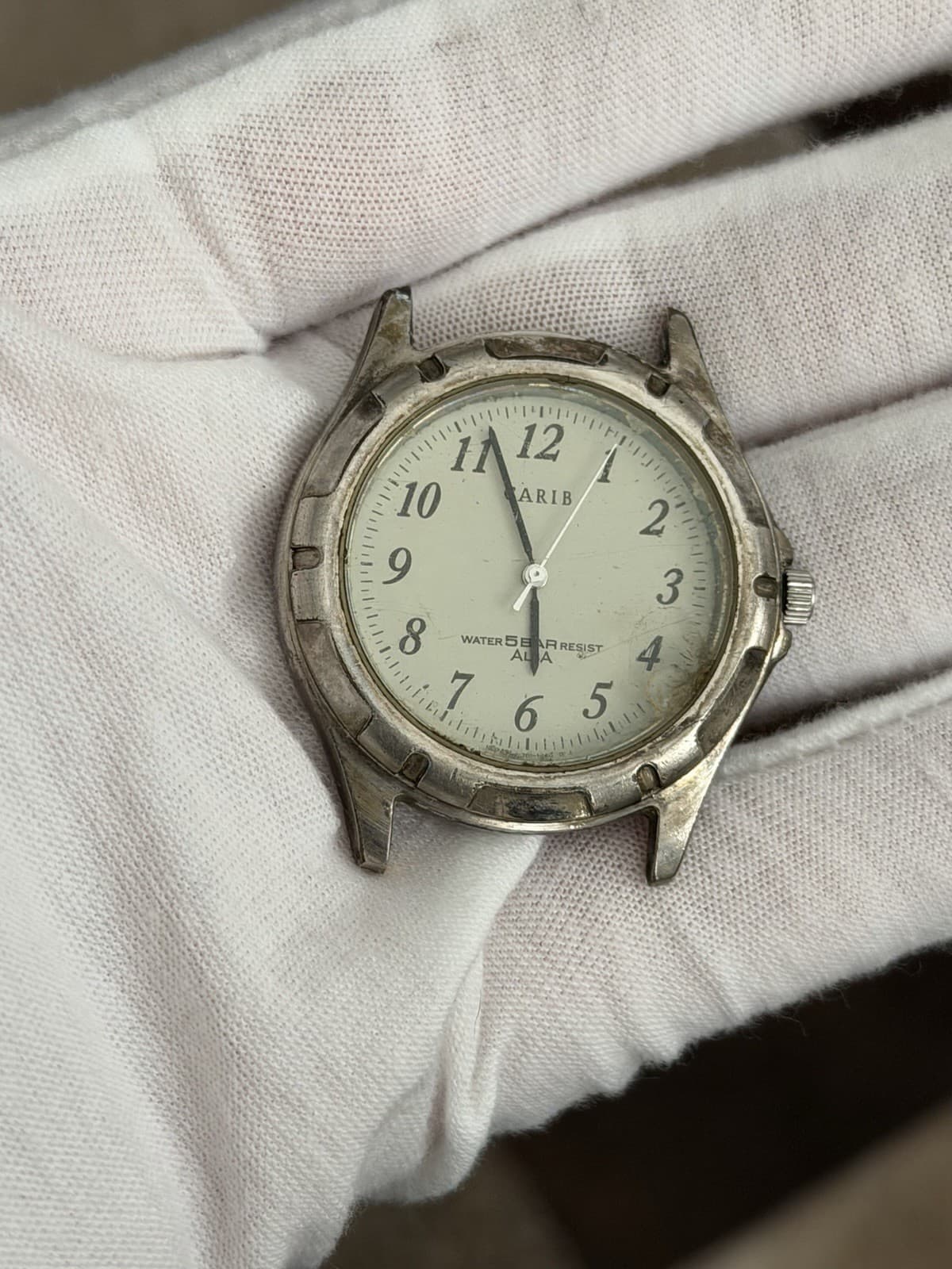 Alba Carib V701-1610 Men’s Vintage Quartz Sports Watch JDM 1980s