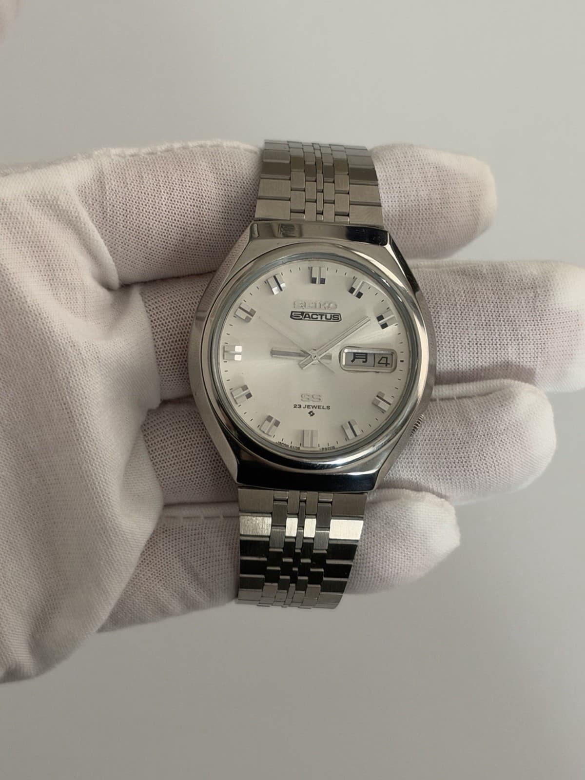 Seiko 5 Actus 6106-8680 Men’s Vintage 23J Automatic Dress Sports Watch JDM 1970s