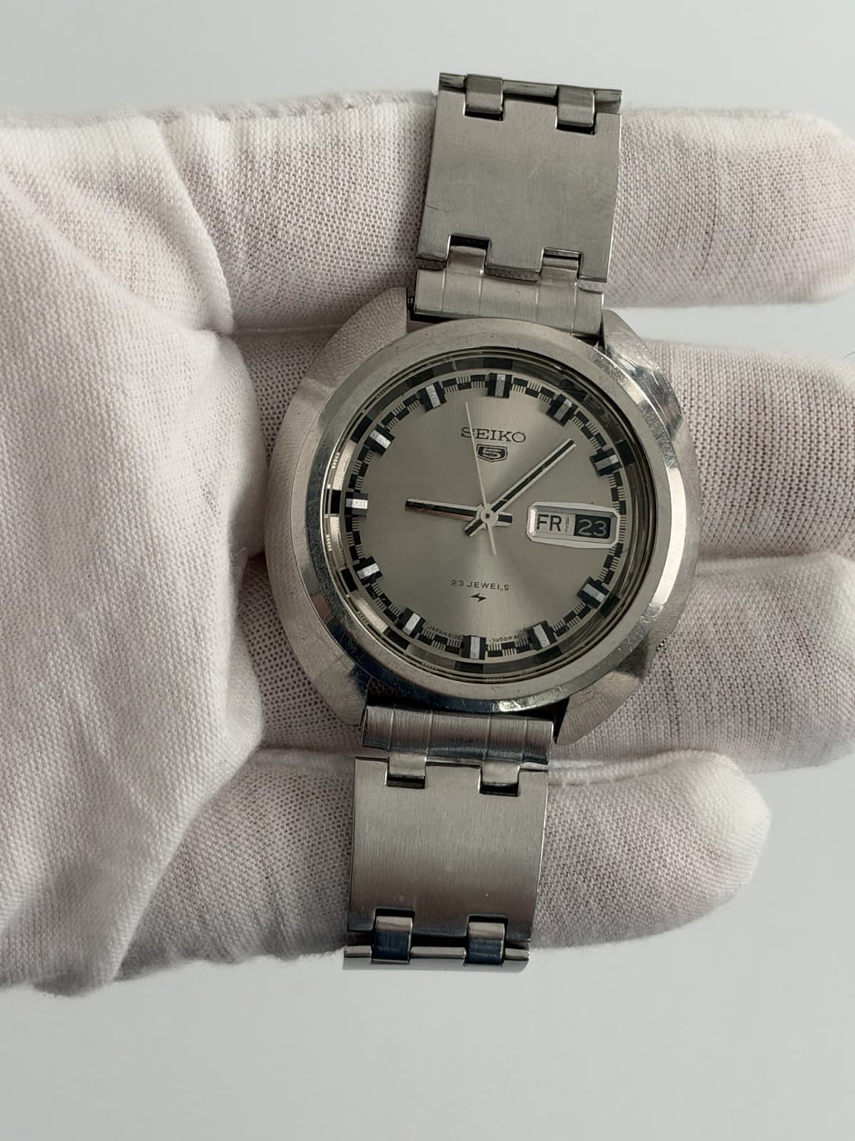 Seiko 5 5126-7030 Men’s Vintage 23J Automatic Dress Sports Watch JDM 1960s