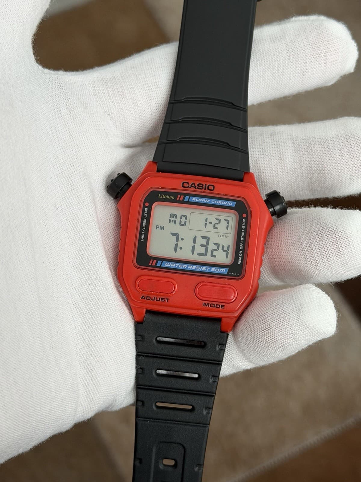 Rare Vintage Casio SW-200 Men’s Digital Alarm Chronograph Sports Watch JDM 1980s - Image 1