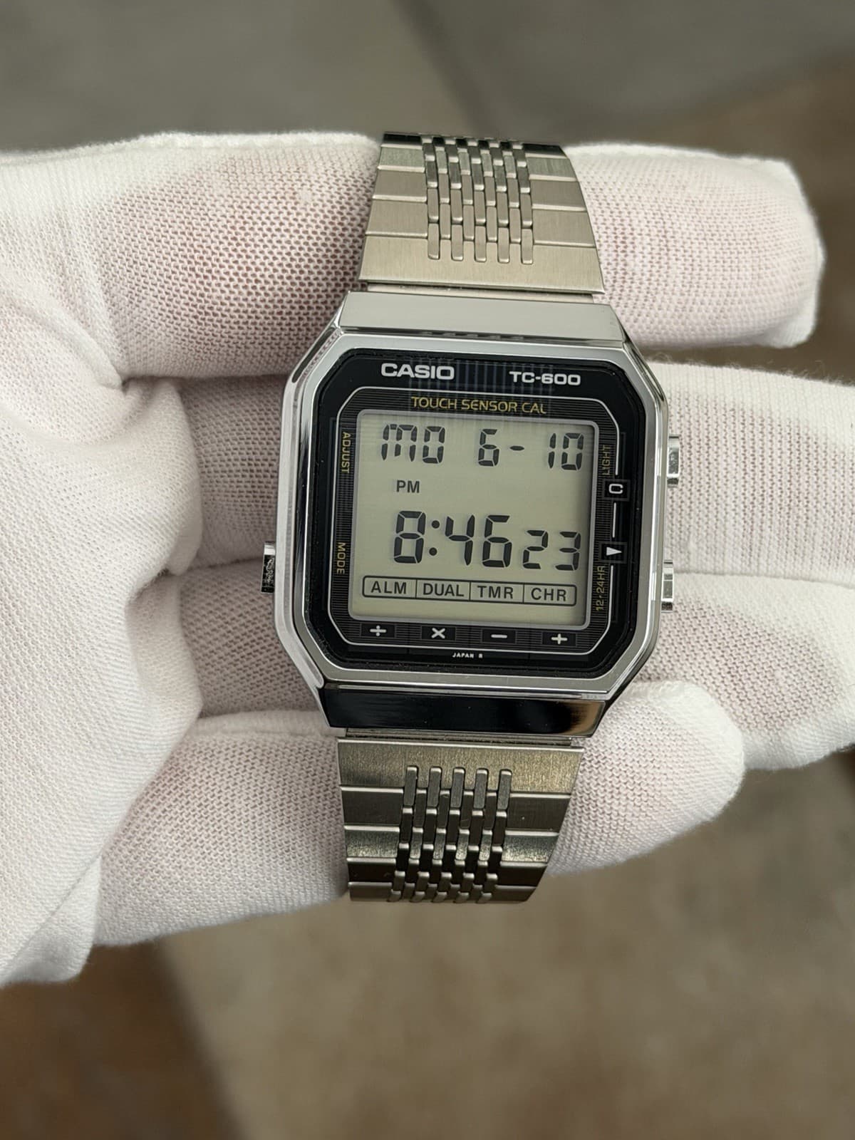Rare Vintage Casio TC-600 Men’s Touch Screen Calculator Digital Watch JDM 1980s - Image 1