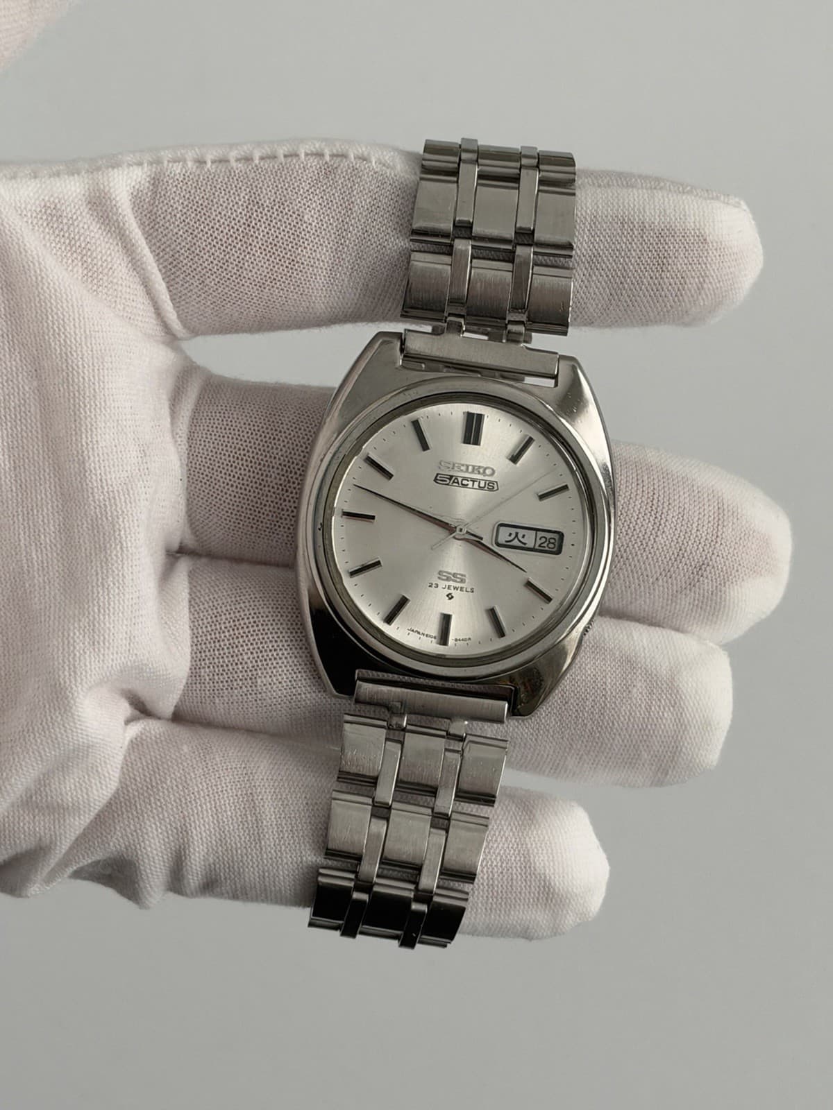 Seiko 5 Actus 6106-8420 Men’s Vintage 23J Automatic Dress Sports Watch JDM 1970s