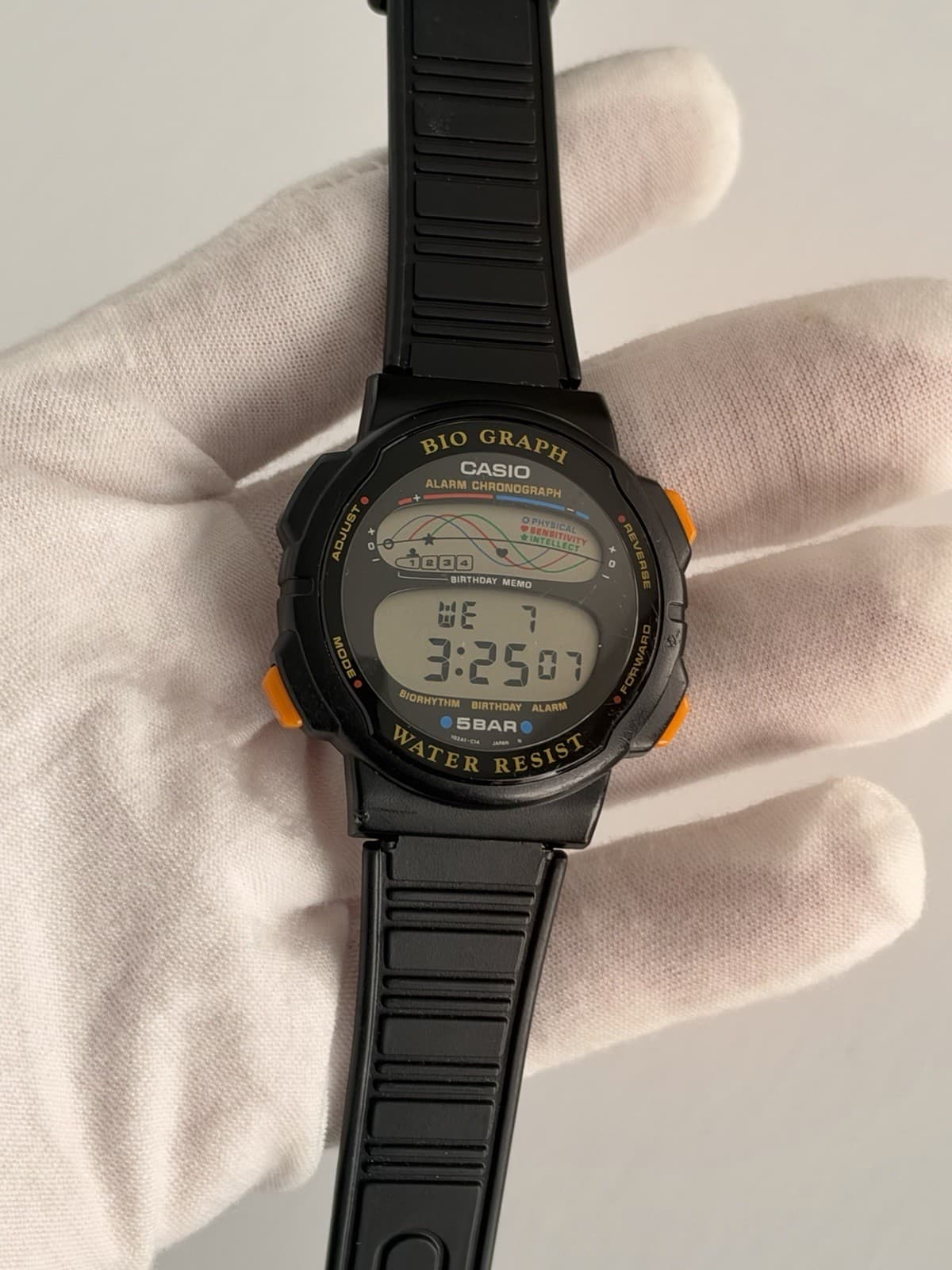 Casio Bio Graph BH-100W Men’s Vintage Digital Sports Watch Module 946 JDM 1980s