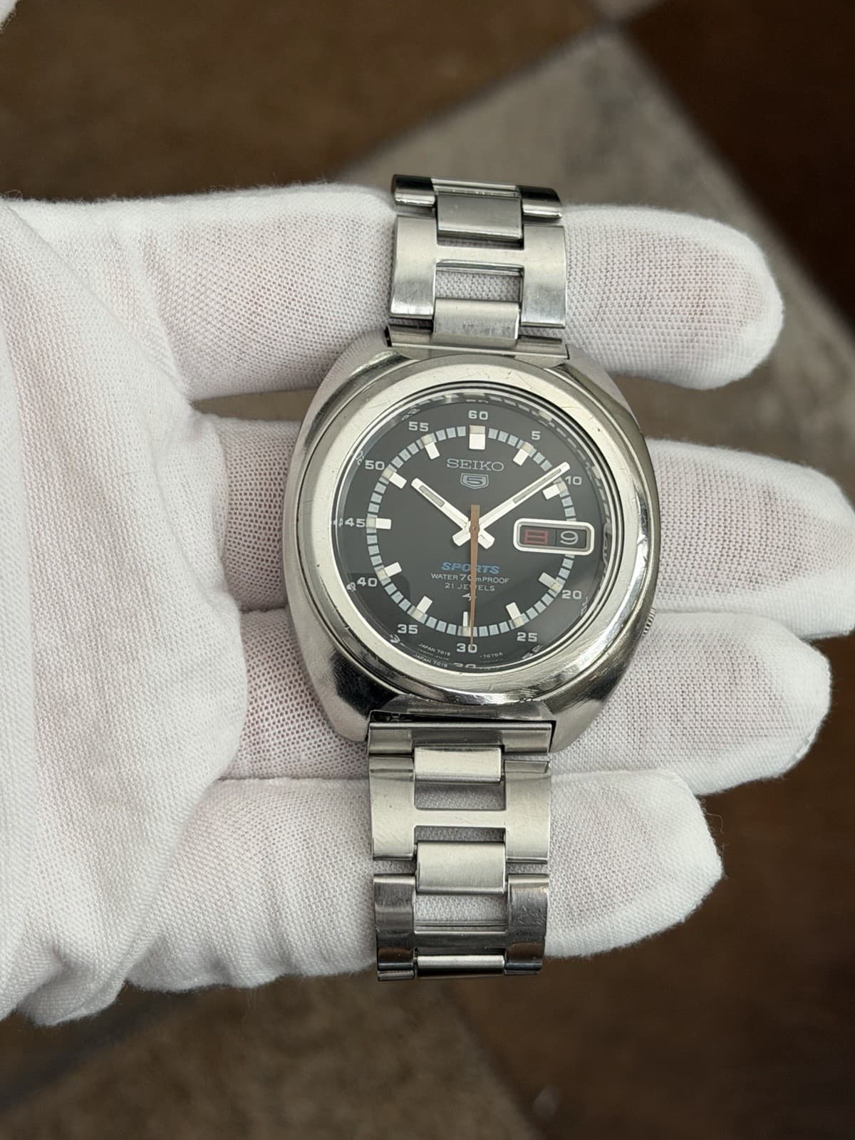 Rare Vintage Seiko 5 Sports 7019-7050 Men’s Automatic Dress Sports Watch JDM 70s
