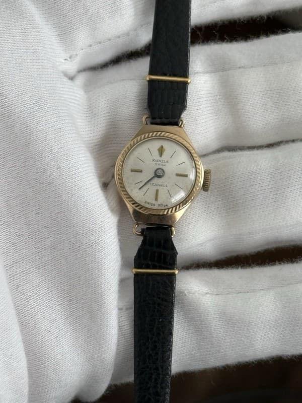 Vintage Kienzle 9ct Gold German Watch