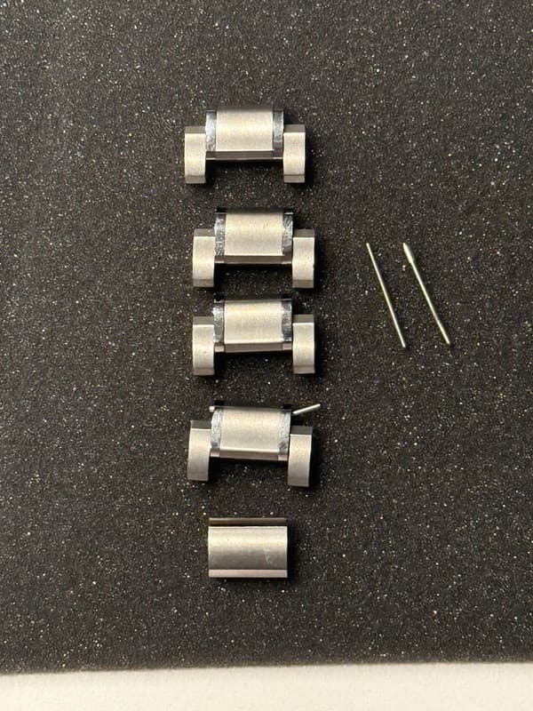 Seiko Astron SBXB047 Titanium Watch Links