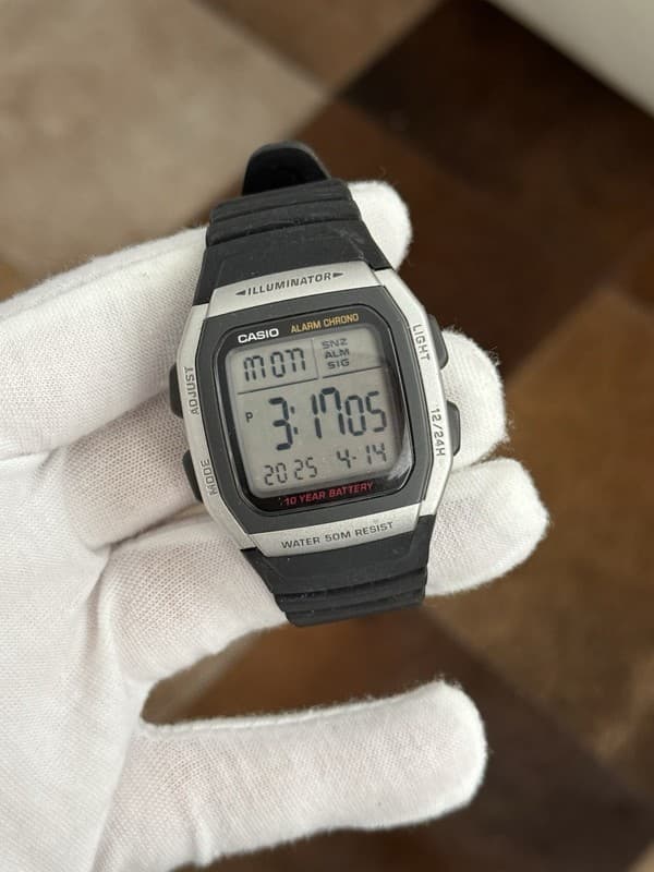 Casio W-96H 8239 Illuminator Men’s Digital Watch