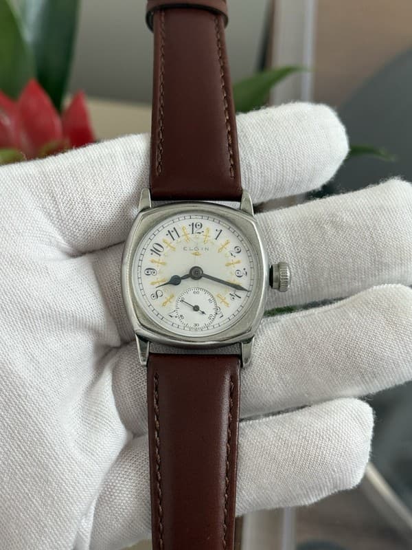 Vintage Elgin Art Deco Fancy Enamel Dial Men’s 7J 3/0 Manual Cushion Watch