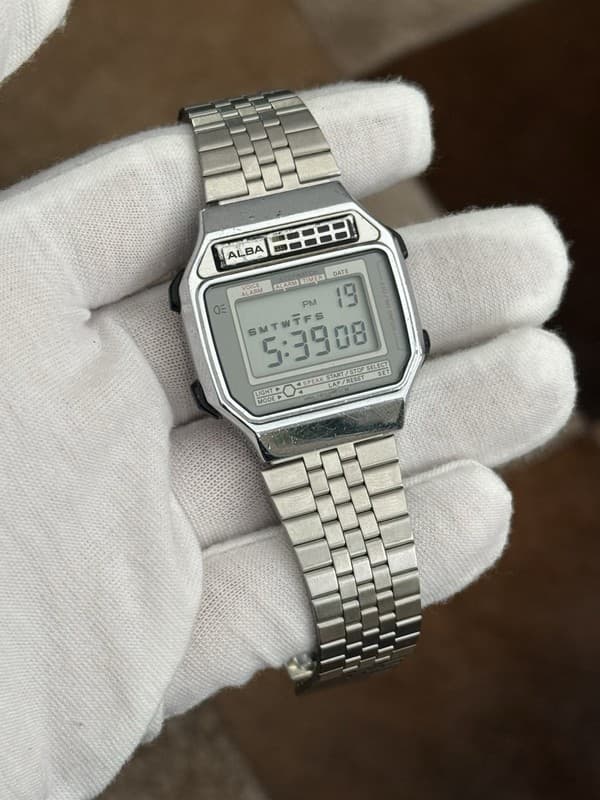 Vintage Seiko ALBA Y823-5000 Talking Voice Alarm Men’s Digital Watch 1980s Japan