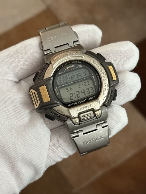 Vintage Casio Pro Trek PRT-600 Triple Sensor Digital Sports Watch Mod. 1571 JDM