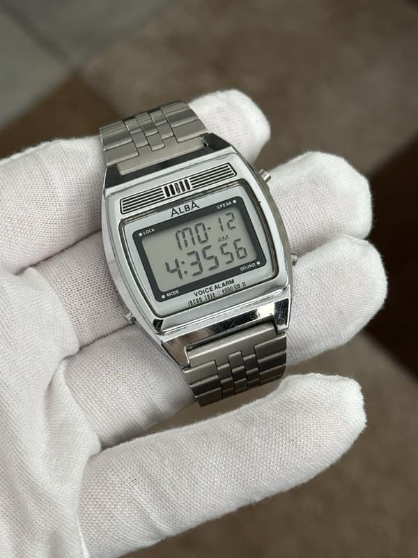 Vintage Seiko Alba Y824-4000 1980’s JDM Talking Voice Alarm Digital Watch - Mint