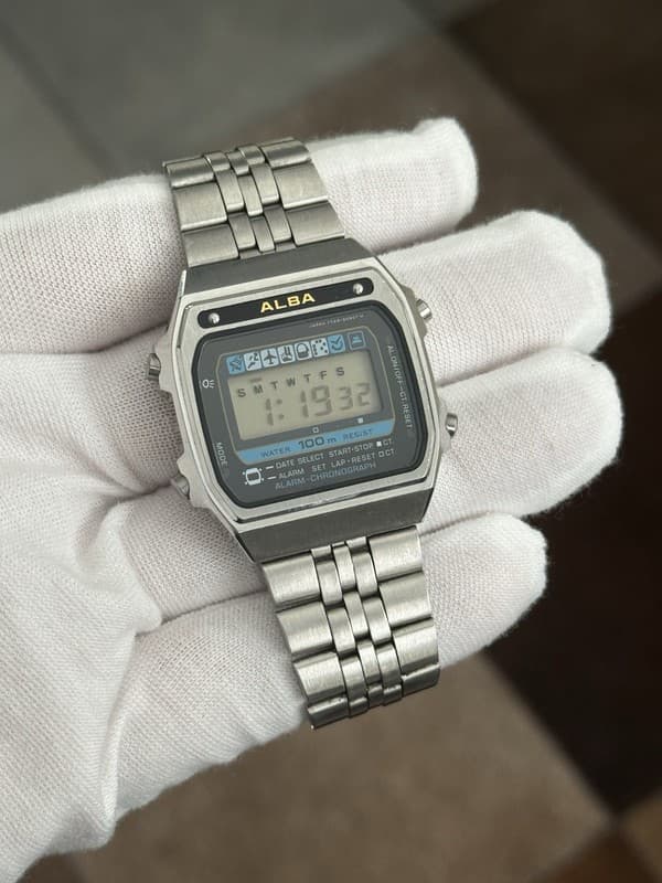 Vintage Seiko Alba Y749-5090 Men’s Digital Alarm Chronograph Watch JDM 1980s