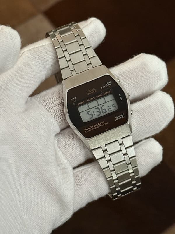Vintage Citizen Vega Digital Watch 9248-390041 JDM Multi Alarm Chronograph 1980s