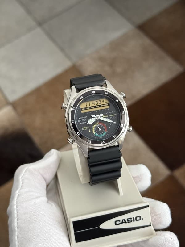 Vintage Casio AW-600 Ana-Digi Chronograph Sports Watch JDM 1980s NOS Full Set