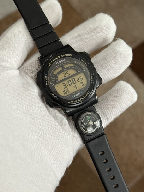 Vintage Casio W-95 Twin Alarm Chrono Digital Watch Module 945 Compass Strap JDM