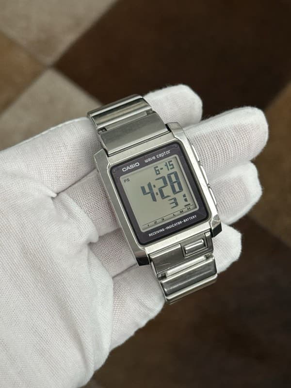 Vintage Casio I-Range IRW-100 Wave Ceptor Solar Atomic Radio Watch JDM Mod. 2986
