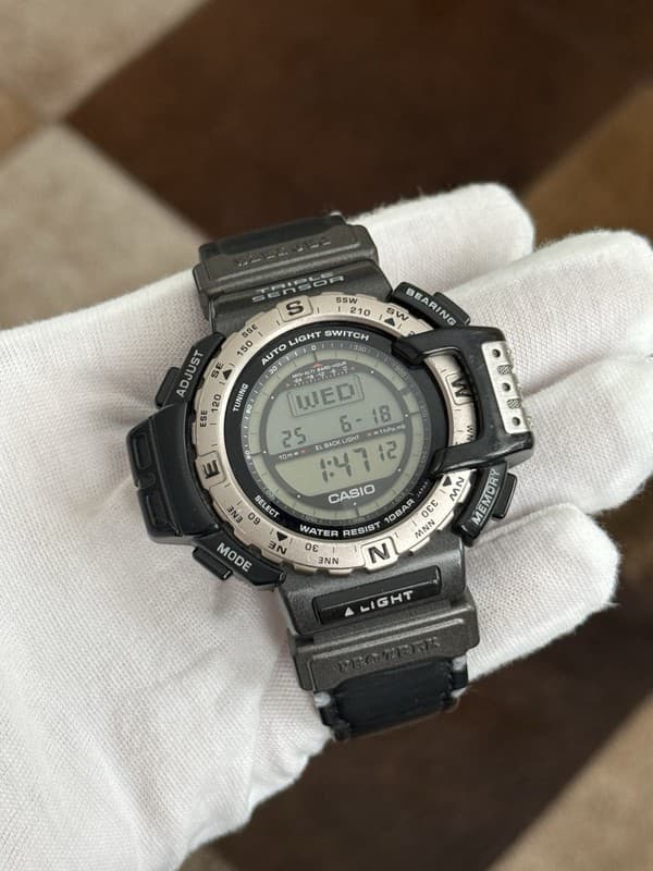 Vintage Casio Pro Trek PRT-40 Triple Sensor Digital Men’s Sports Watch Mod.1471