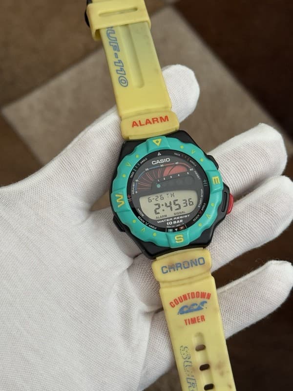 Rare Vintage Casio SUF-110 Surfing Timer Men’s Digital Sports Watch JDM 1990s