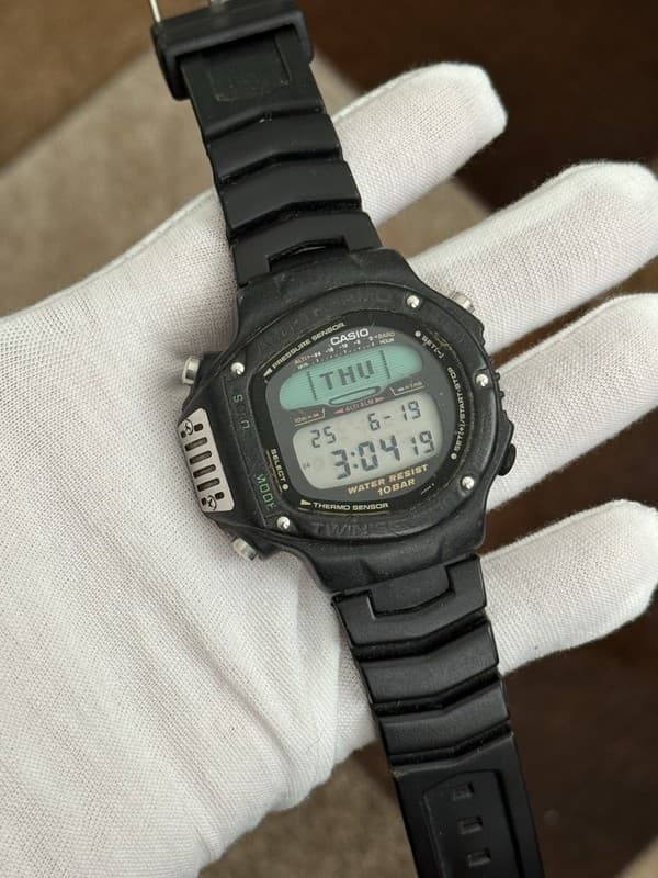 Rare Vintage Casio ALT-6000 Alti-Thermo Twin Sensor Digital Watch JDM 90s - Read