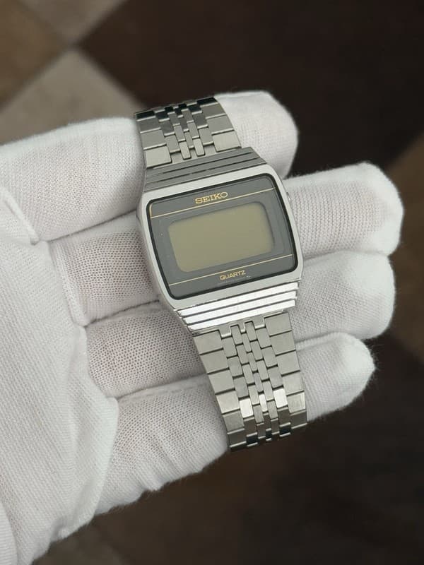 Rare Vintage Seiko F033-5040 Men’s Digital LCD Quartz Watch JDM 1980s - Repair