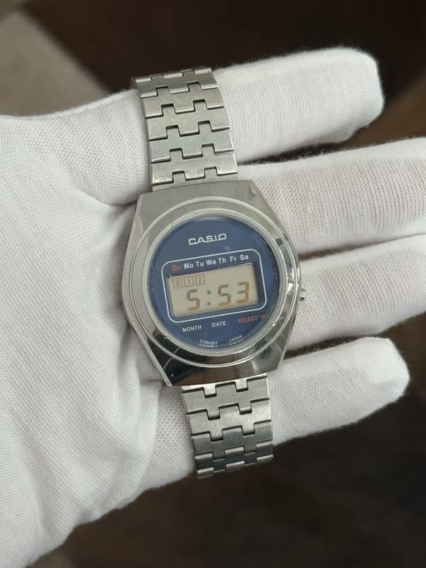 Rare Vintage Casio Casiotron R-15 Men’s Digital Calendar Watch JDM 1970s