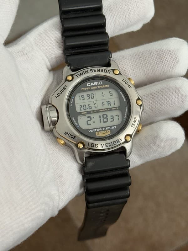 Rare Vintage Casio DEP-600 Men’s Twin Sensor Digital Diver’s Watch JDM 1990s