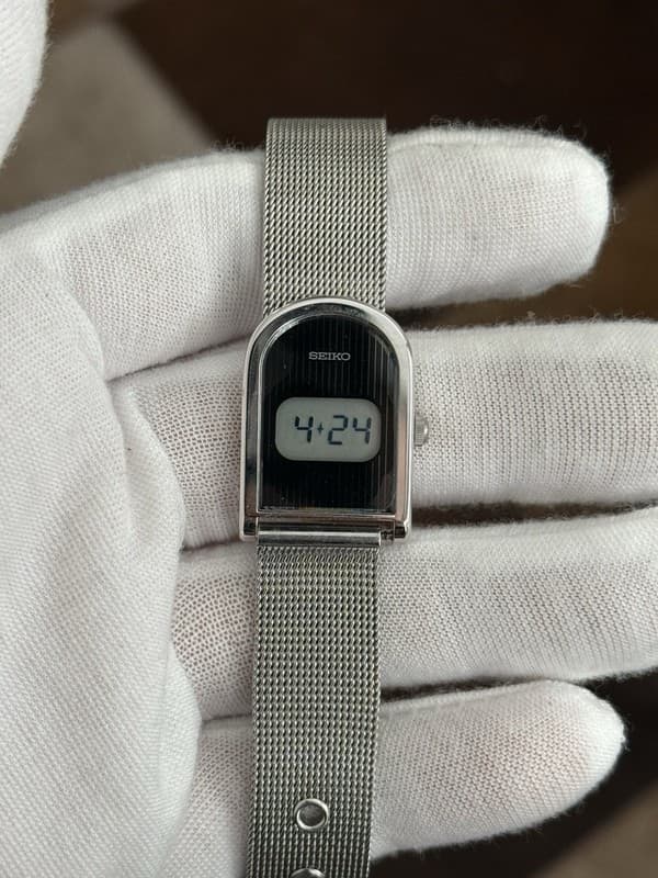 Rare Vintage Seiko L122-4000 Women’s Digital Watch JDM 1990s