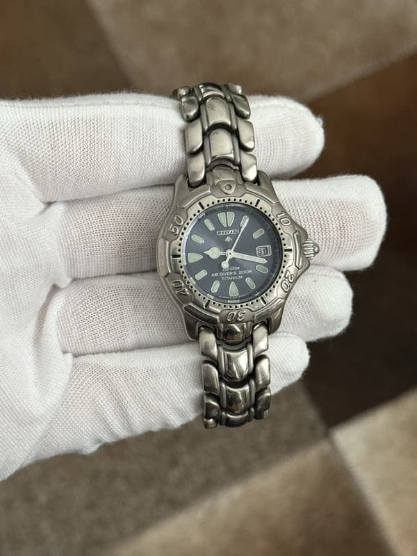 Rare Vintage Citizen Eco-Drive Women’s Titanium Air Diver Watch JDM 90s - Repair