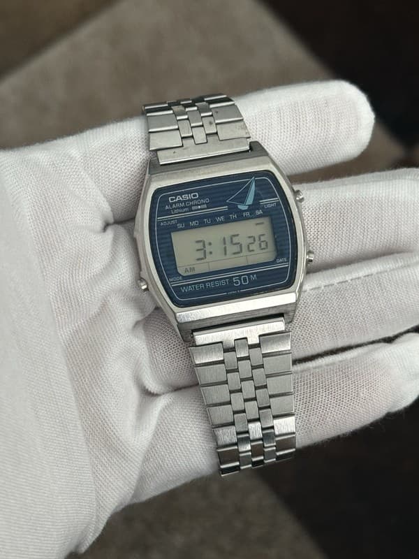 Rare Vintage Casio Sailboat W-61 Men’s Alarm Chrono Watch Module 81 JDM 1980s