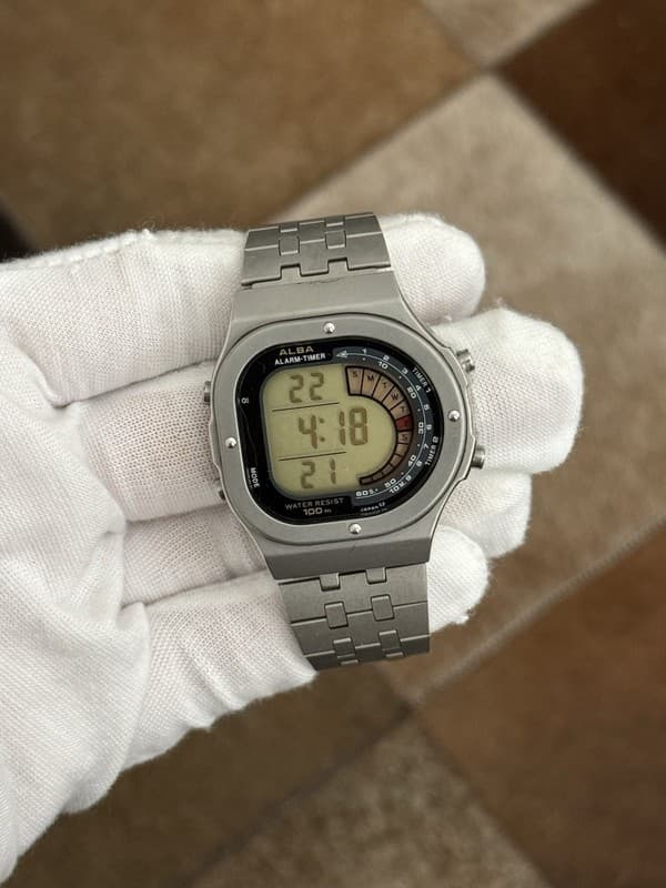 Rare Vintage Alba Y716-400A Alarm Timer Men’s Digital Sports Watch JDM 1980s