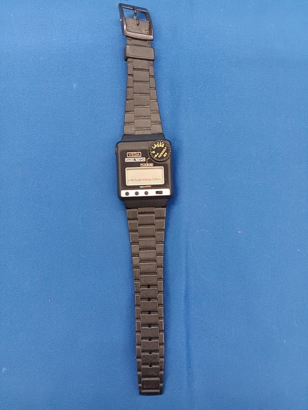 Rare Vintage Citizen Vega Radio Boy AM Radio Digital Men’s Watch JDM 1980s