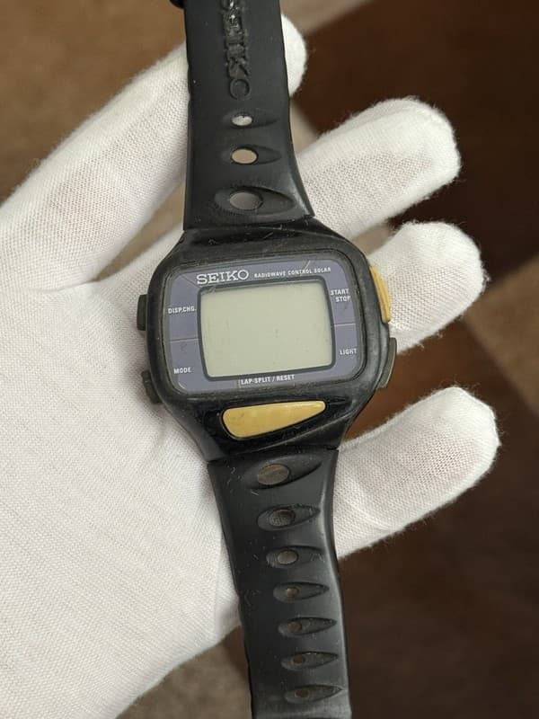 Vintage Seiko Super Runners S750-0AA1 Men’s Atomic Radio Solar Sports Watch JDM