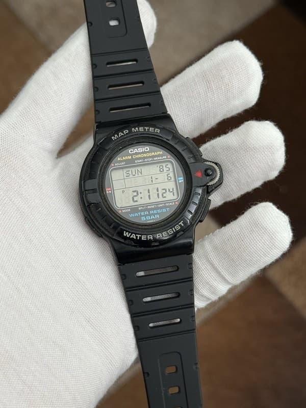 Rare Vintage Casio MAP-100 Map Meter Men’s Digital Sports Watch JDM 1990s