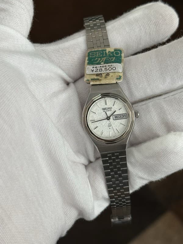 NOS Rare Vintage Seiko Quartz 7906-0060 Ladies Day Date Watch JDM 1980s