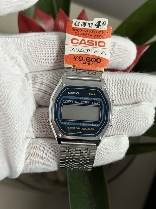 Rare Vintage Casio Alarm Chronograph SA-52 Men’s Digital Sports Watch JDM 1980s