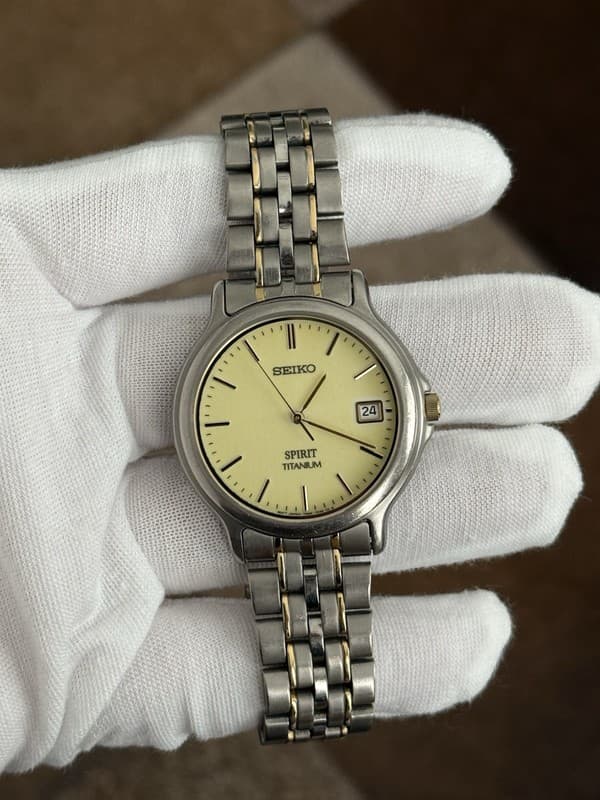Rare Vintage Seiko Spirit Titanium Men’s Quartz Watch 7N42-7B30 JDM 1990s