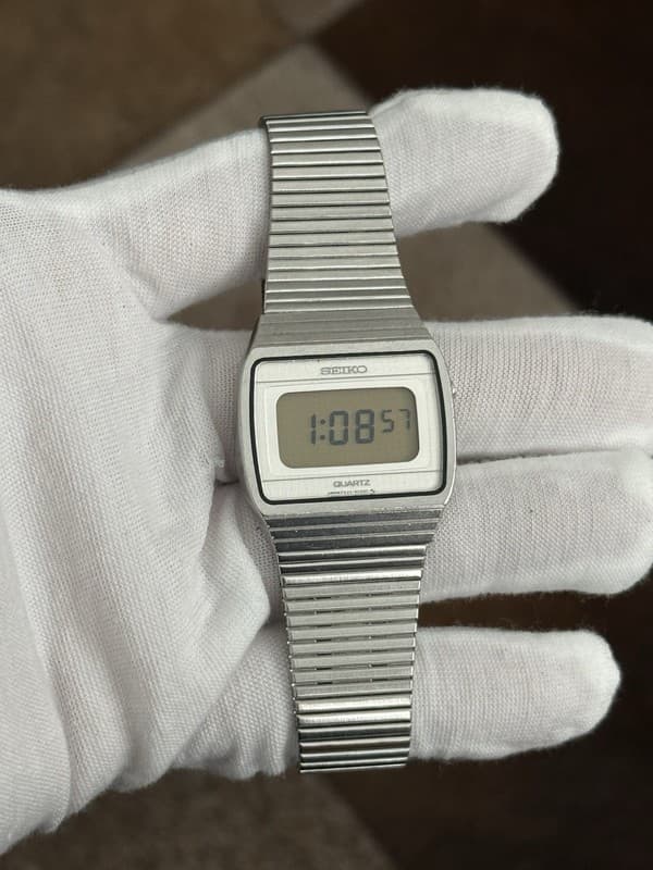 Rare Vintage Seiko Quartz F033-5040 Men’s Digital LCD Watch JDM 1970s
