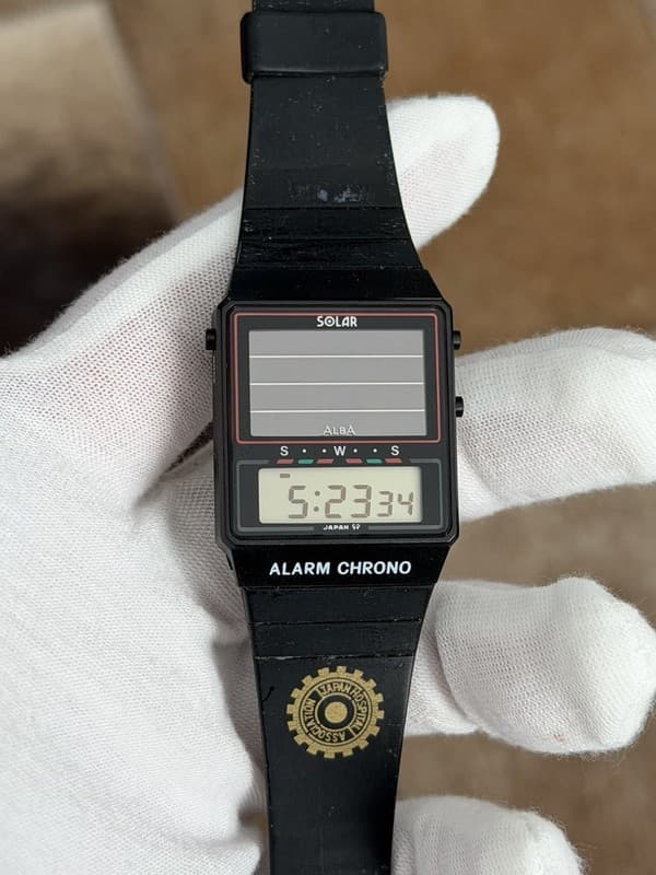 Rare Vintage Alba W199-4010 Men’s Solar Digital Alarm Chronograph Watch JDM 80s